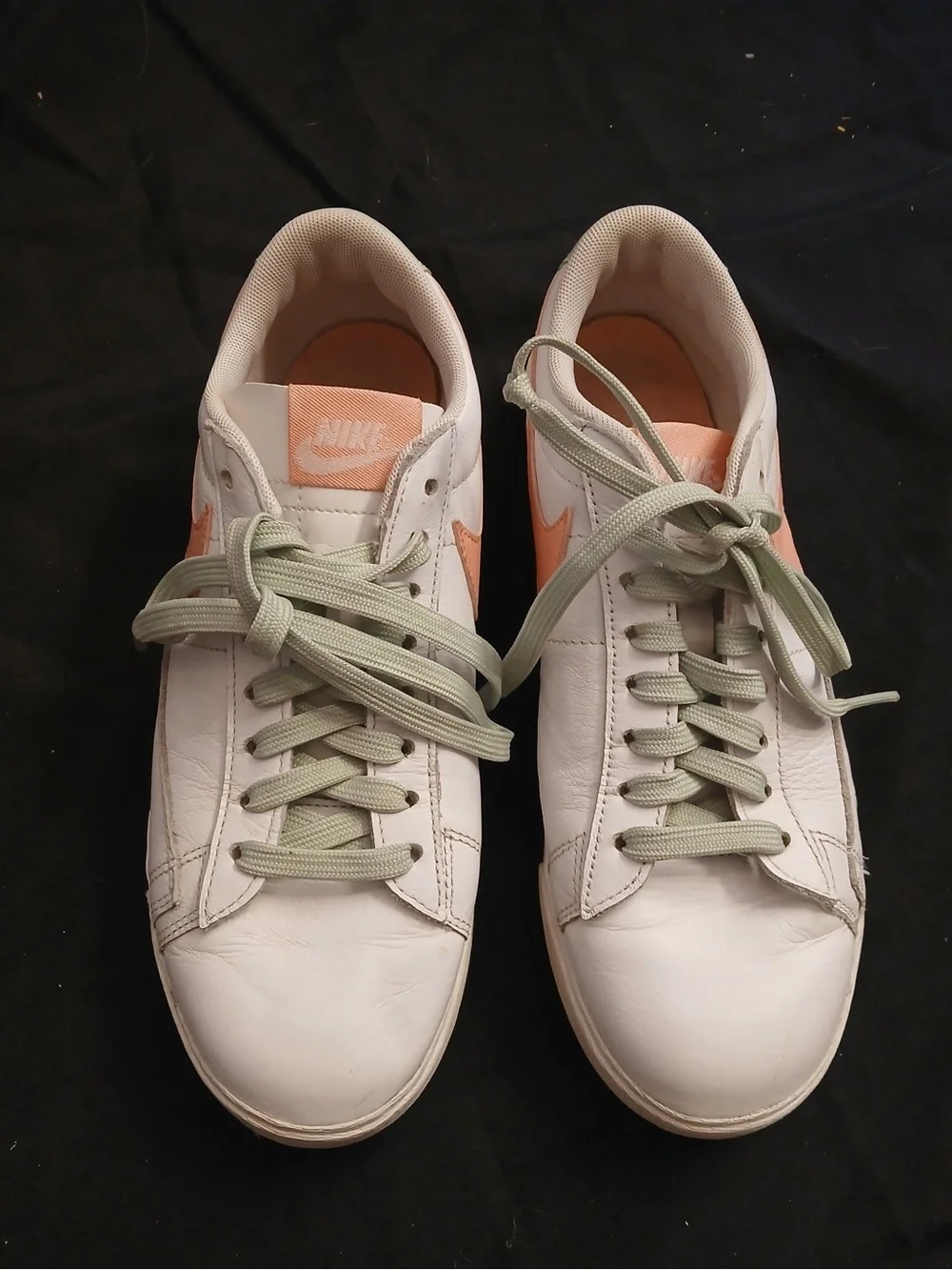 Nike Women's Low-Top Sneakers in White with Peach and Mint Accents - Picture 3 of 8